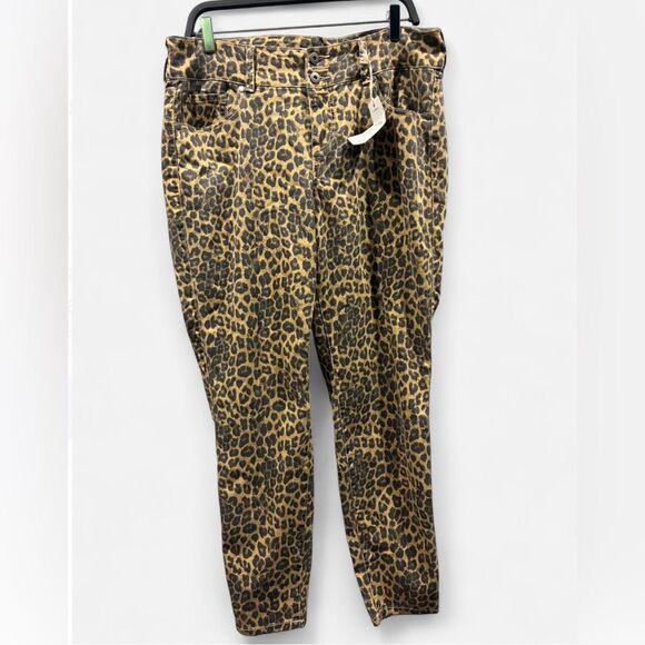 Torrid NWT Leopard Print Jegging 16R | High Stretch Skinny Denim - Picture 2 of 7